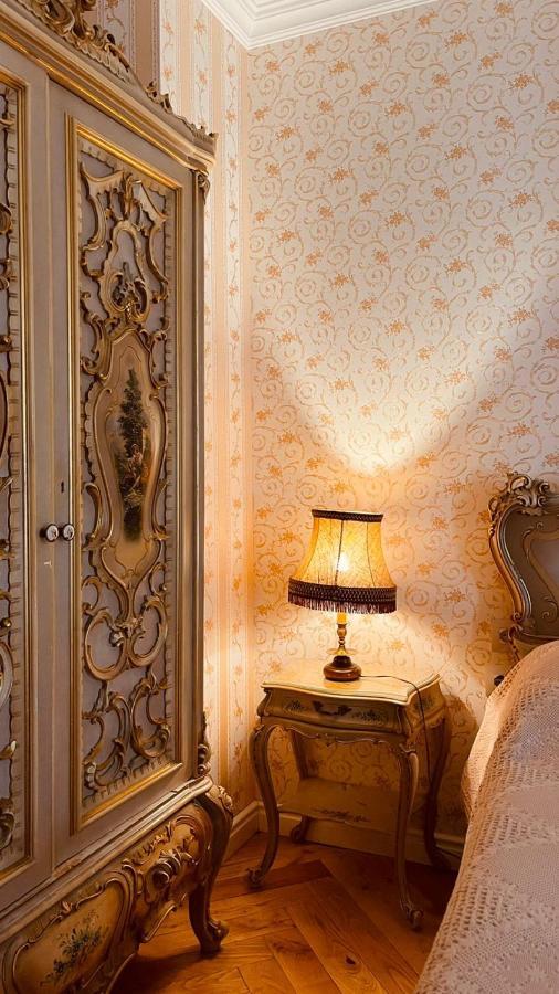 Castle Konti Hotell Vasqarr Exteriör bild