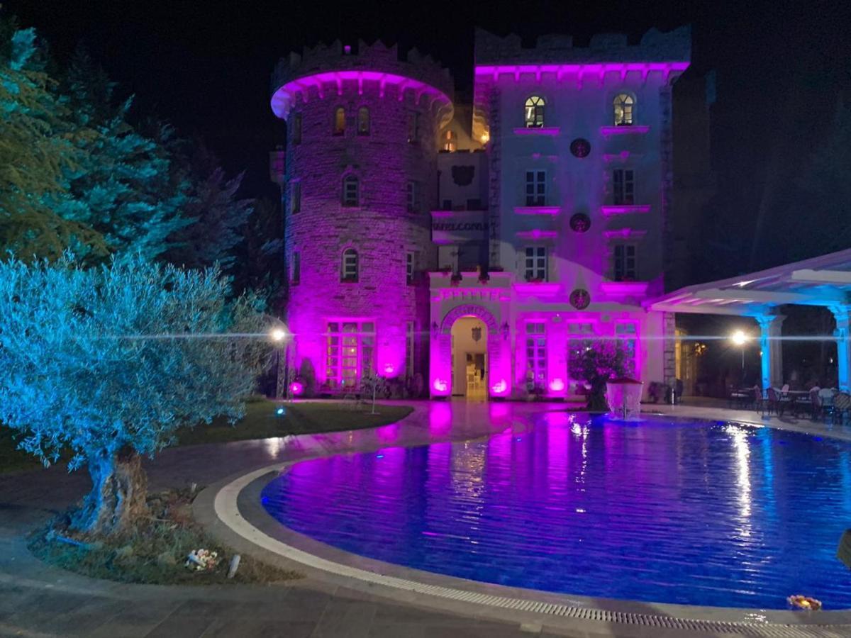 Castle Konti Hotell Vasqarr Exteriör bild