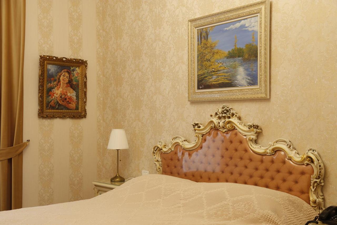 Castle Konti Hotell Vasqarr Exteriör bild